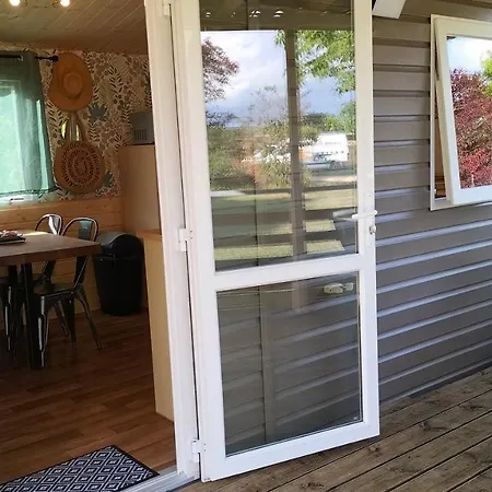 Cottage Gite Aux Lauriers Lacroix Sur Meuse Esterno foto